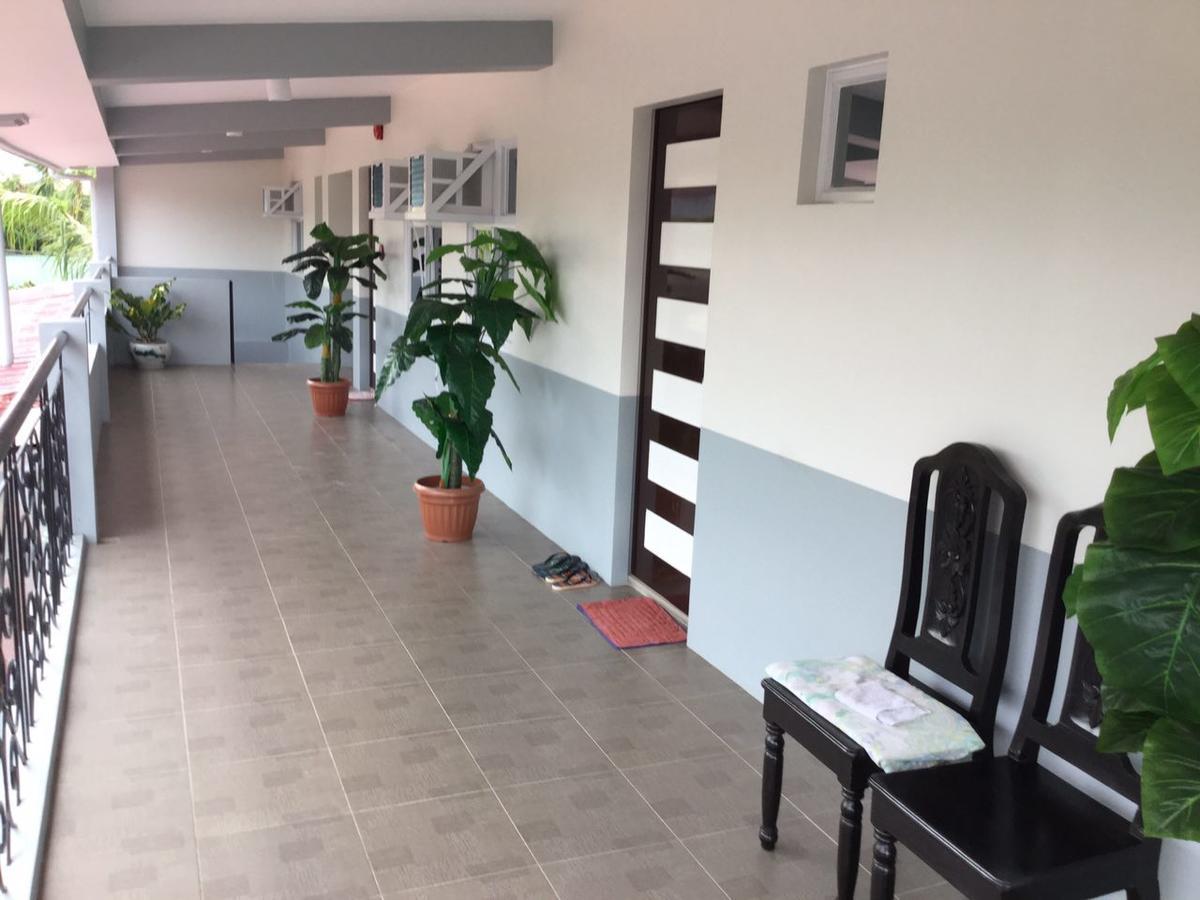 Third & Sean'S Place ليغاسبي المظهر الخارجي الصورة