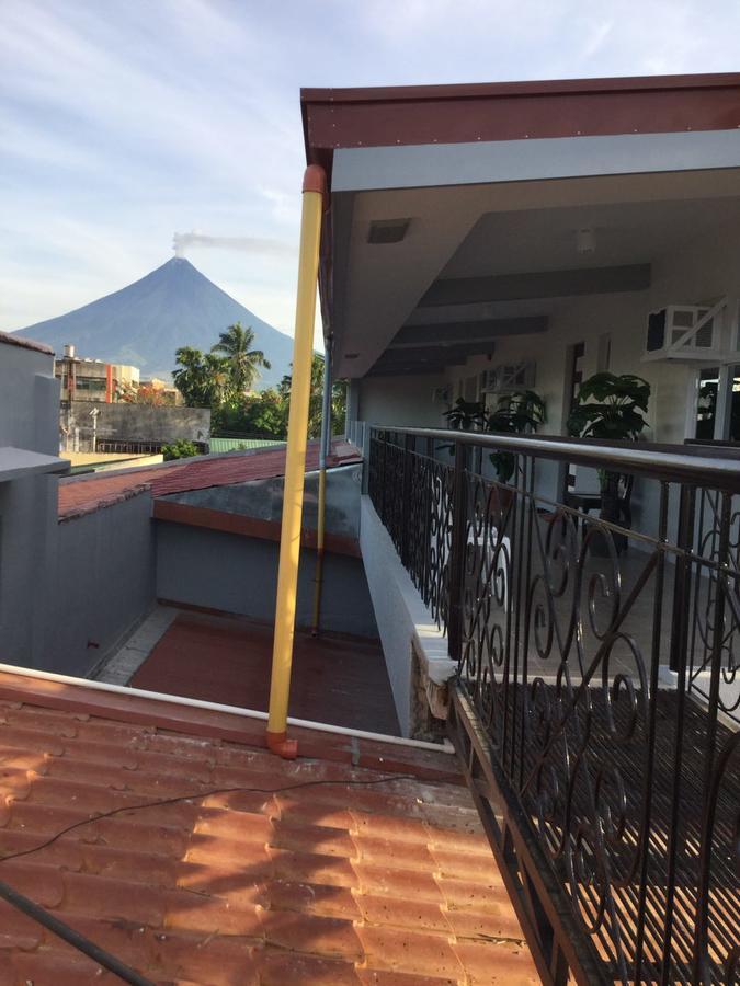 Third & Sean'S Place ليغاسبي المظهر الخارجي الصورة